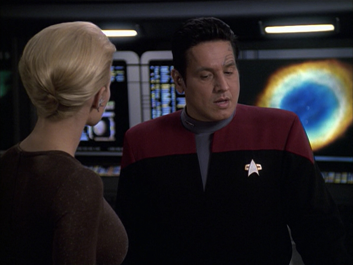 extant_StarTrek_VOY_6x09-TheVoyagerConspiracy_01951.jpg