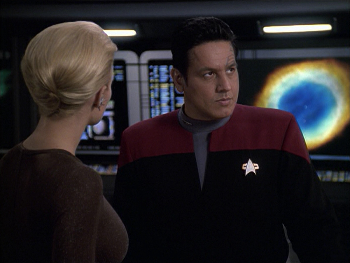 extant_StarTrek_VOY_6x09-TheVoyagerConspiracy_01952.jpg