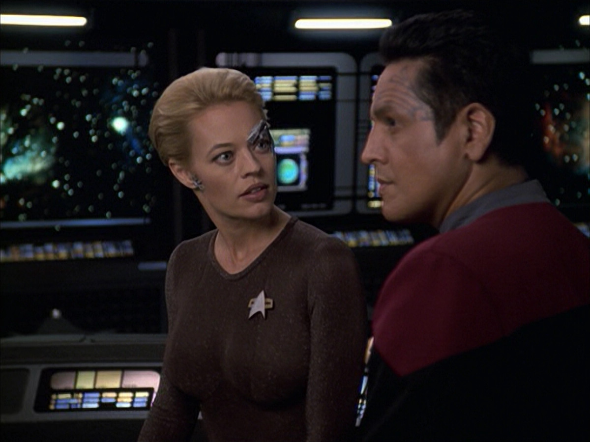 extant_StarTrek_VOY_6x09-TheVoyagerConspiracy_01953.jpg