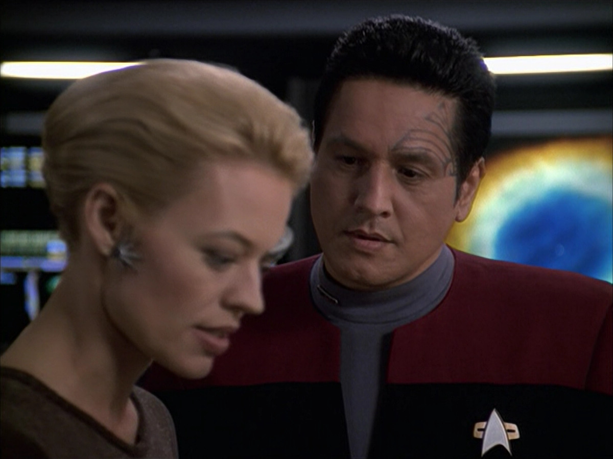 extant_StarTrek_VOY_6x09-TheVoyagerConspiracy_01970.jpg