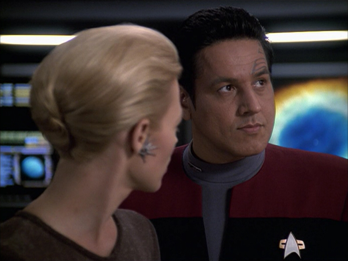 extant_StarTrek_VOY_6x09-TheVoyagerConspiracy_01983.jpg
