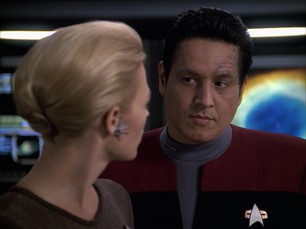 extant_StarTrek_VOY_6x09-TheVoyagerConspiracy_01990.jpg