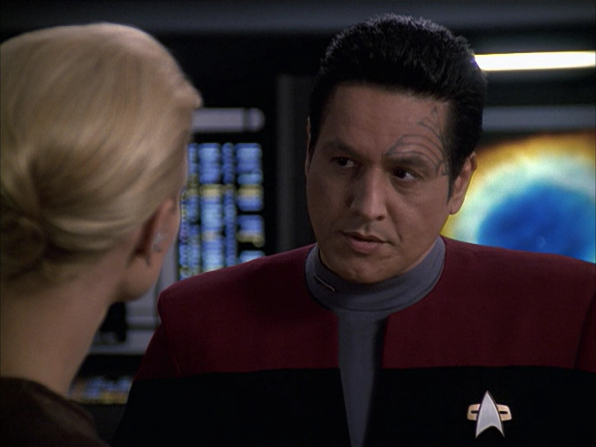 extant_StarTrek_VOY_6x09-TheVoyagerConspiracy_02009.jpg