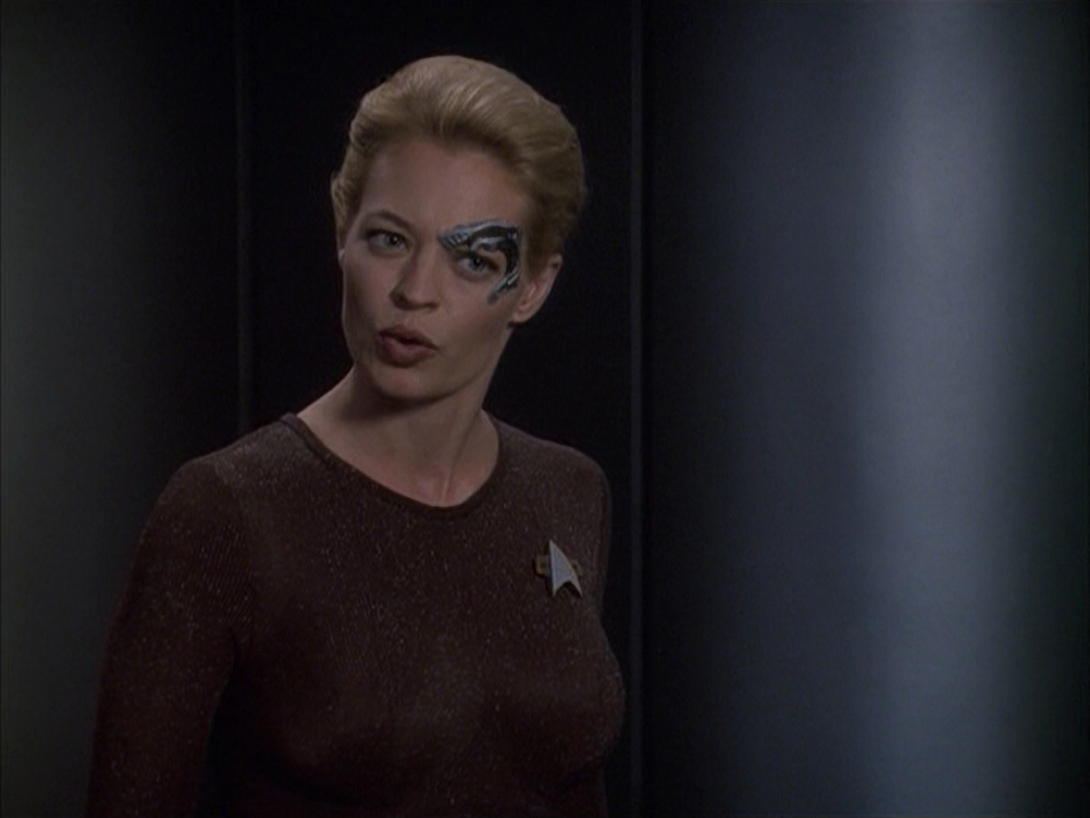 extant_StarTrek_VOY_6x09-TheVoyagerConspiracy_02123.jpg