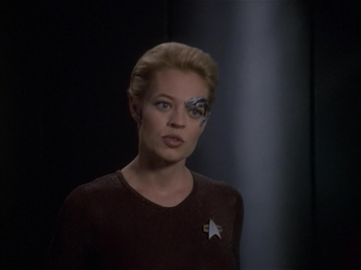 extant_StarTrek_VOY_6x09-TheVoyagerConspiracy_02132.jpg