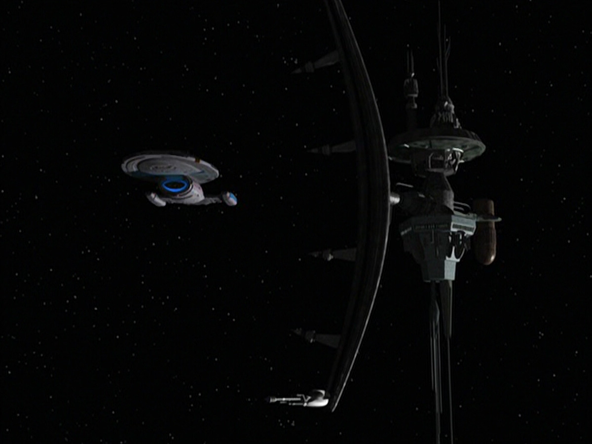 extant_StarTrek_VOY_6x09-TheVoyagerConspiracy_02163.jpg