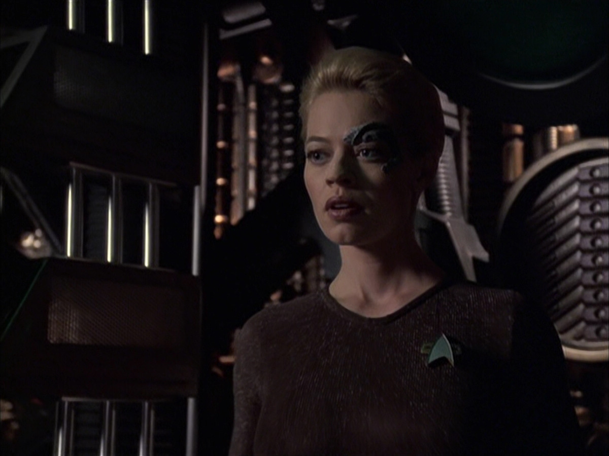 extant_StarTrek_VOY_6x09-TheVoyagerConspiracy_02393.jpg