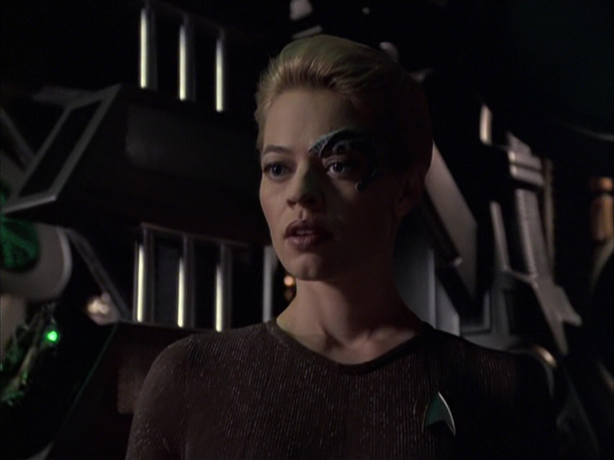 extant_StarTrek_VOY_6x09-TheVoyagerConspiracy_02394.jpg