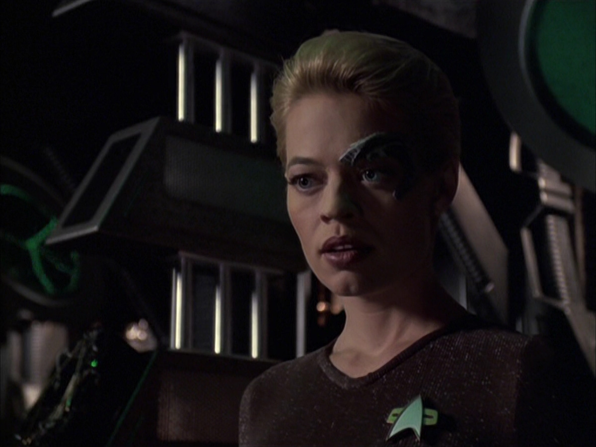 extant_StarTrek_VOY_6x09-TheVoyagerConspiracy_02399.jpg
