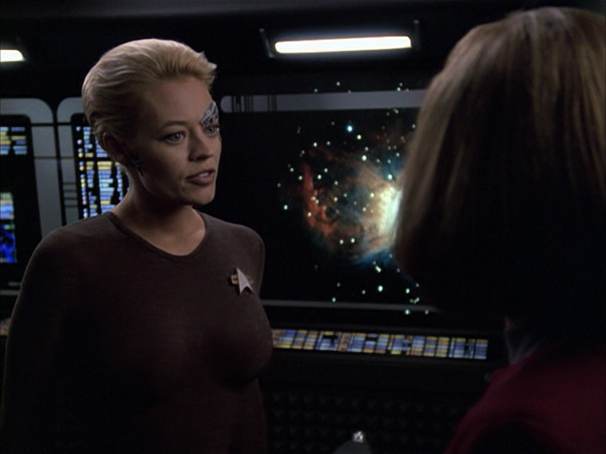 extant_StarTrek_VOY_6x09-TheVoyagerConspiracy_02421.jpg