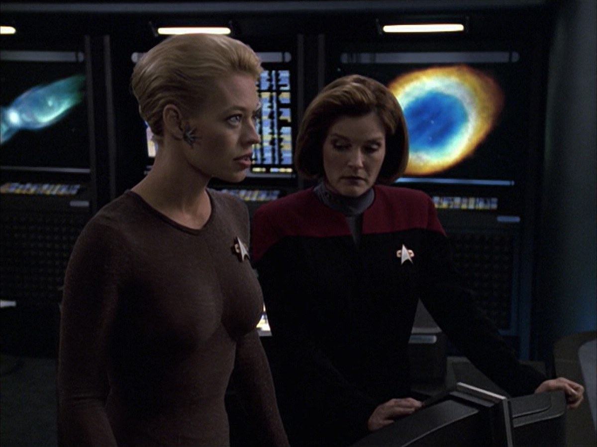 extant_StarTrek_VOY_6x09-TheVoyagerConspiracy_02472.jpg