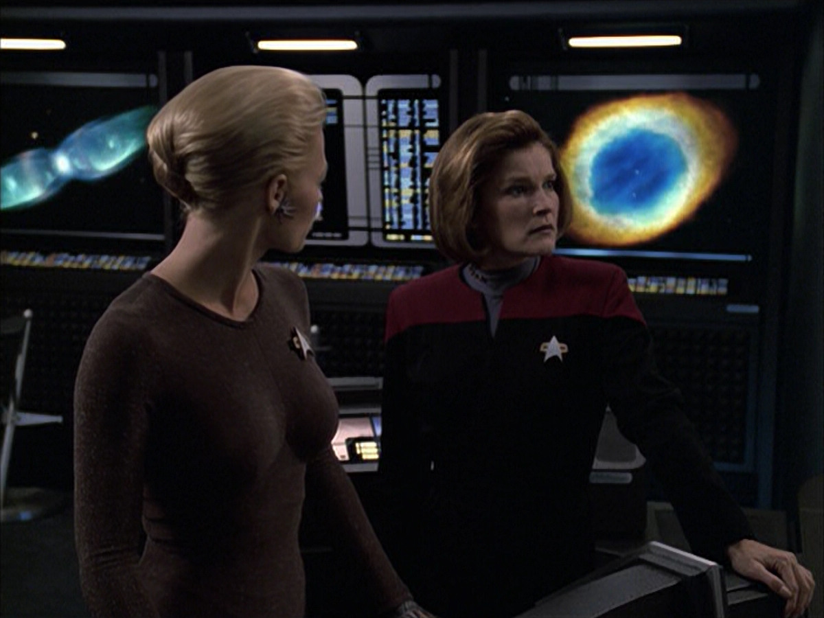 extant_StarTrek_VOY_6x09-TheVoyagerConspiracy_02485.jpg