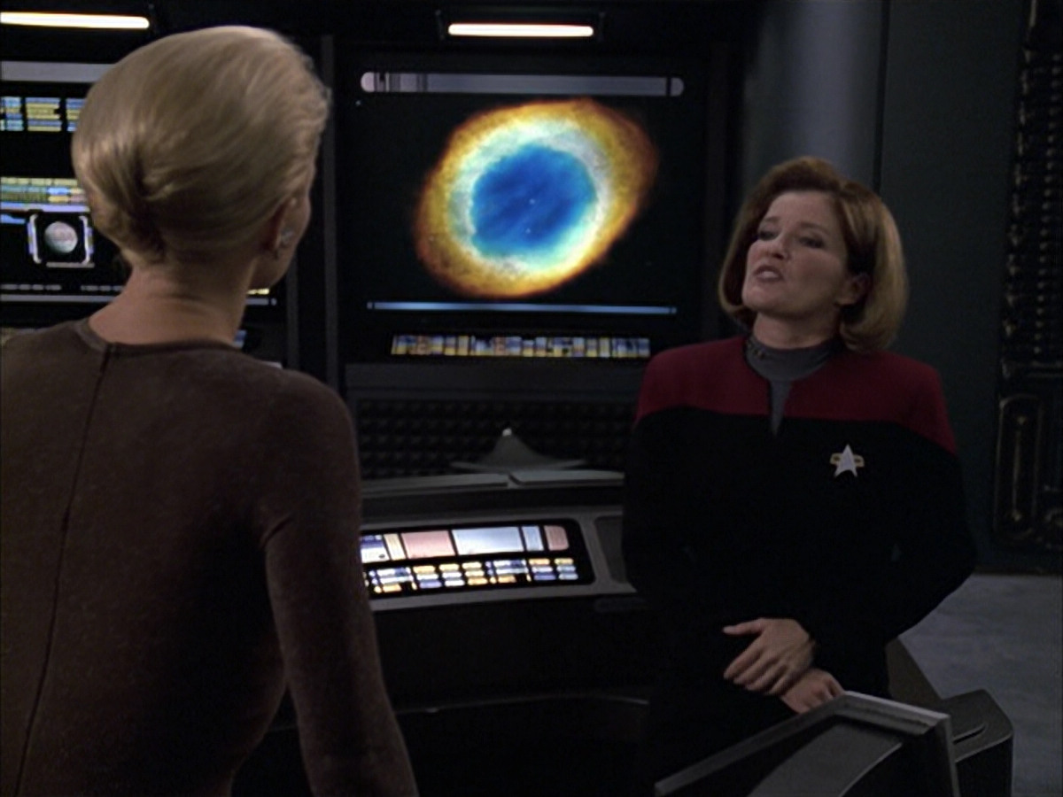 extant_StarTrek_VOY_6x09-TheVoyagerConspiracy_02544.jpg
