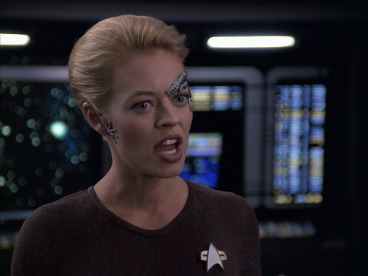 extant_StarTrek_VOY_6x09-TheVoyagerConspiracy_02600.jpg