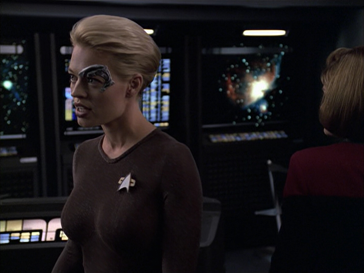 extant_StarTrek_VOY_6x09-TheVoyagerConspiracy_02628.jpg
