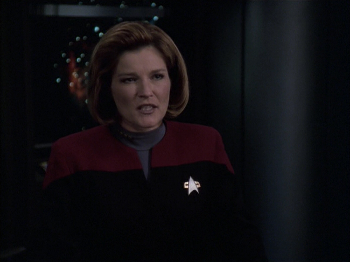 extant_StarTrek_VOY_6x09-TheVoyagerConspiracy_02658.jpg