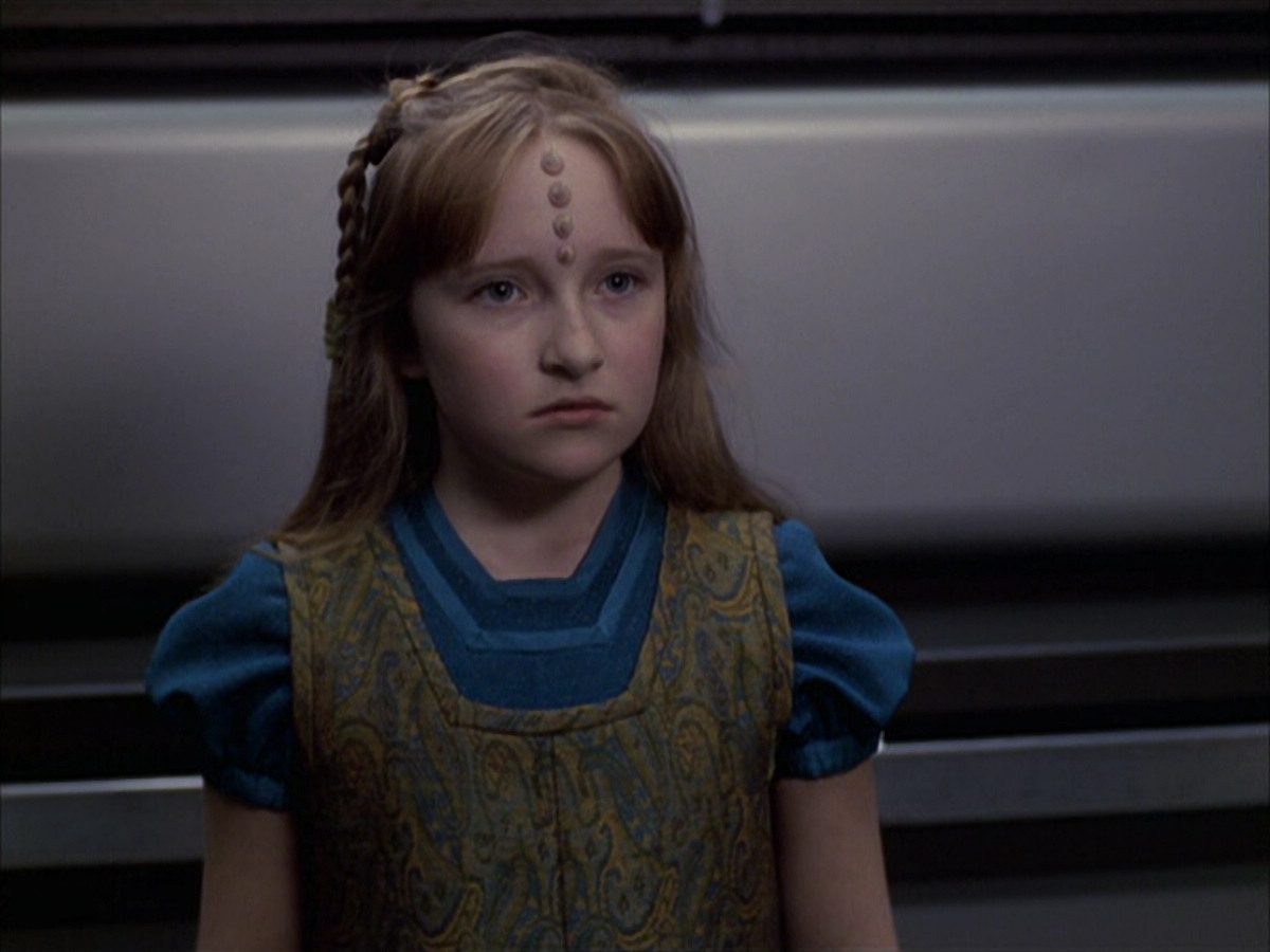 extant_StarTrek_VOY_6x09-TheVoyagerConspiracy_02759.jpg