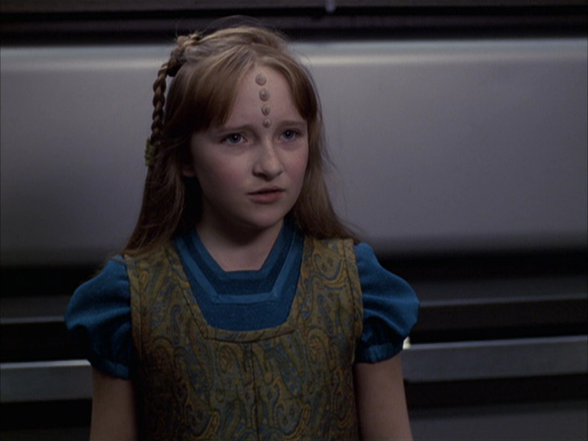 extant_StarTrek_VOY_6x09-TheVoyagerConspiracy_02760.jpg