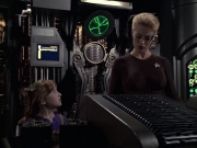 extant_StarTrek_VOY_6x09-TheVoyagerConspiracy_00055.jpg