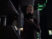 extant_StarTrek_VOY_6x09-TheVoyagerConspiracy_00073.jpg