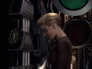 extant_StarTrek_VOY_6x09-TheVoyagerConspiracy_00077.jpg