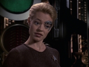 extant_StarTrek_VOY_6x09-TheVoyagerConspiracy_00105.jpg