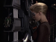 extant_StarTrek_VOY_6x09-TheVoyagerConspiracy_00137.jpg