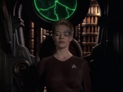 extant_StarTrek_VOY_6x09-TheVoyagerConspiracy_00152.jpg