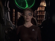 extant_StarTrek_VOY_6x09-TheVoyagerConspiracy_00153.jpg