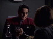 extant_StarTrek_VOY_6x09-TheVoyagerConspiracy_00369.jpg