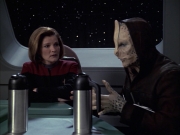 Filename=extant_StarTrek_VOY_6x09-TheVoyagerConspiracy_00815.jpg
Filesize=165KiB
Dimensions=1200x900
Date added=Dec 28, 2019 extant_StarTrek_VOY_6x09-TheVoyagerConspiracy_00815.jpg