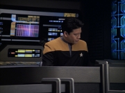 Filename=extant_StarTrek_VOY_6x09-TheVoyagerConspiracy_01570.jpg
Filesize=186KiB
Dimensions=1200x900
Date added=Dec 28, 2019 extant_StarTrek_VOY_6x09-TheVoyagerConspiracy_01570.jpg