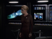 extant_StarTrek_VOY_6x09-TheVoyagerConspiracy_01886.jpg