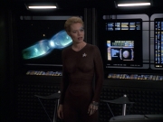 extant_StarTrek_VOY_6x09-TheVoyagerConspiracy_01891.jpg