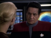 extant_StarTrek_VOY_6x09-TheVoyagerConspiracy_02009.jpg