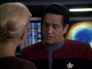 extant_StarTrek_VOY_6x09-TheVoyagerConspiracy_02051.jpg