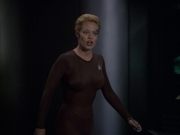 extant_StarTrek_VOY_6x09-TheVoyagerConspiracy_02096.jpg