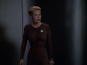 extant_StarTrek_VOY_6x09-TheVoyagerConspiracy_02110.jpg