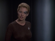extant_StarTrek_VOY_6x09-TheVoyagerConspiracy_02122.jpg