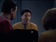 extant_StarTrek_VOY_6x09-TheVoyagerConspiracy_02361.jpg
