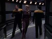 extant_StarTrek_VOY_6x09-TheVoyagerConspiracy_02727.jpg