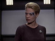 extant_StarTrek_VOY_6x09-TheVoyagerConspiracy_02769.jpg