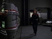 extant_StarTrek_VOY_6x09-TheVoyagerConspiracy_02784.jpg