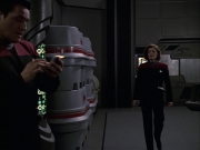 extant_StarTrek_VOY_6x09-TheVoyagerConspiracy_02785.jpg