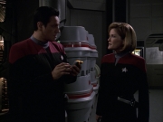 extant_StarTrek_VOY_6x09-TheVoyagerConspiracy_02793.jpg