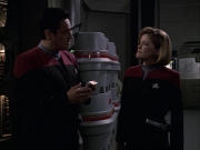 extant_StarTrek_VOY_6x09-TheVoyagerConspiracy_02799.jpg