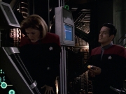 extant_StarTrek_VOY_6x09-TheVoyagerConspiracy_02811.jpg