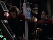 extant_StarTrek_VOY_6x09-TheVoyagerConspiracy_02813.jpg