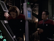 extant_StarTrek_VOY_6x09-TheVoyagerConspiracy_02815.jpg