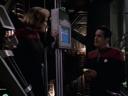 extant_StarTrek_VOY_6x09-TheVoyagerConspiracy_02822.jpg